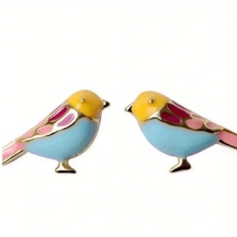 NWOT Brielle 18K Gold Plated Bird Post Earrings